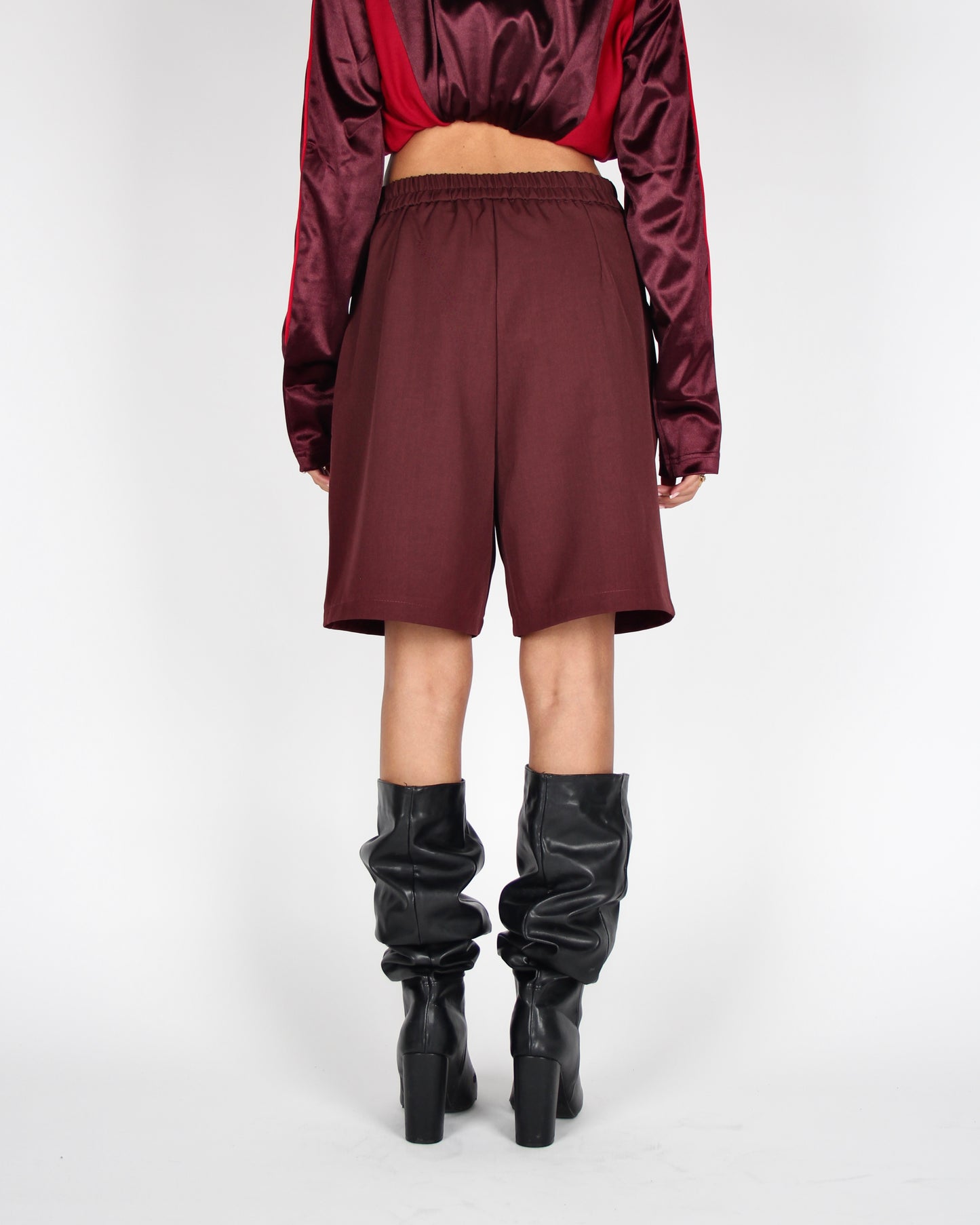 Auri Shorts Burgundy