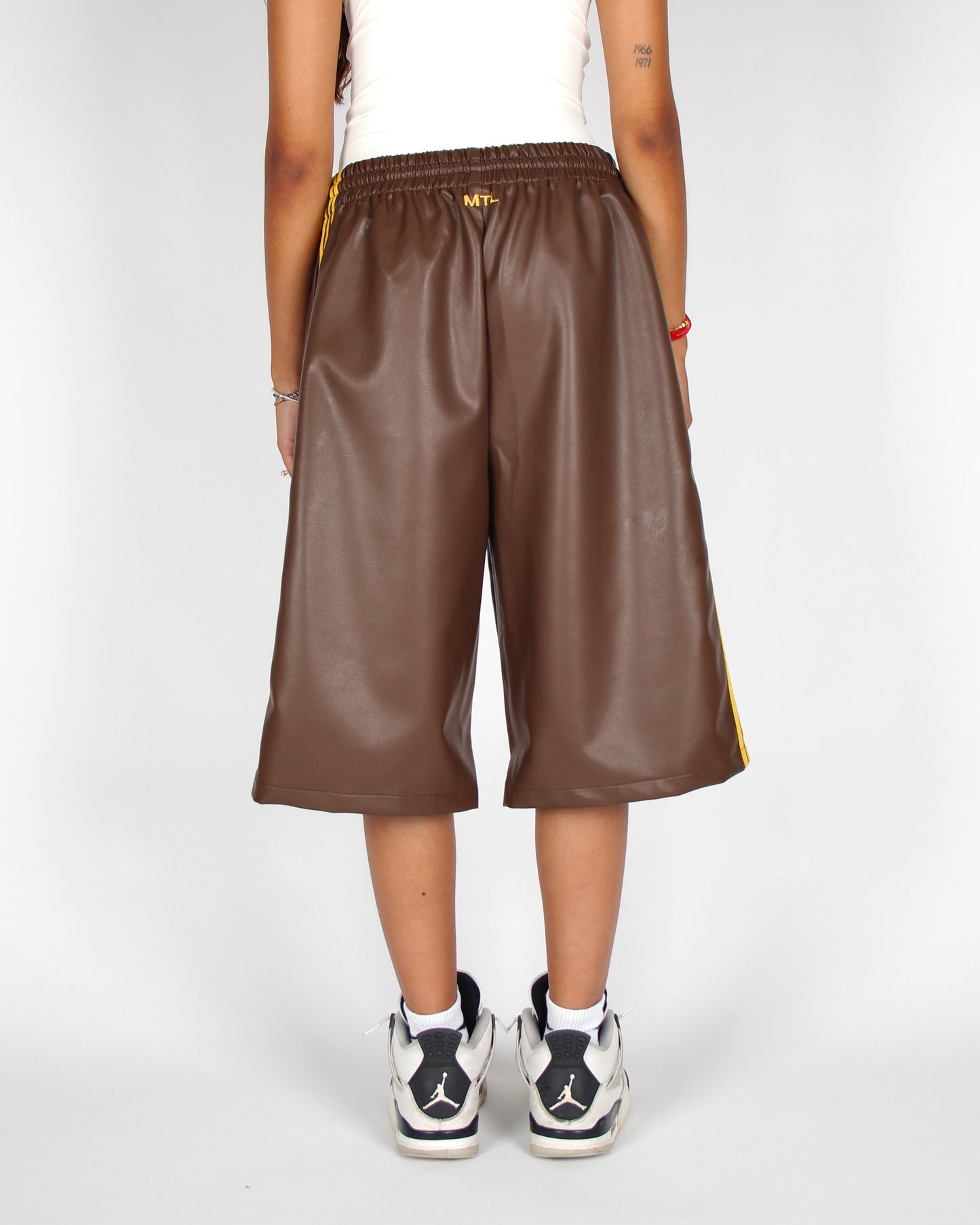 MTL Bri Shorts Brown
