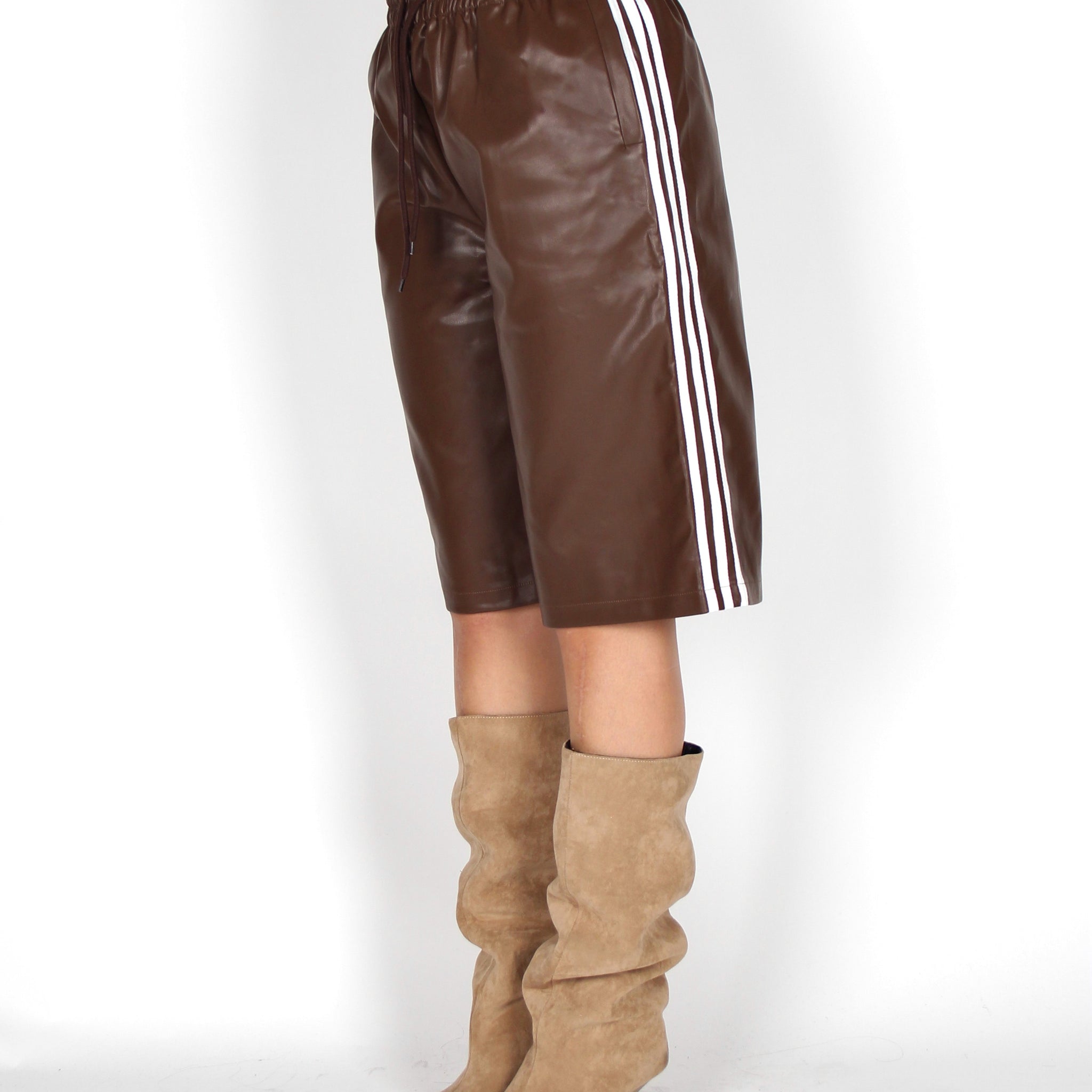 MTL Bri Shorts Brown White